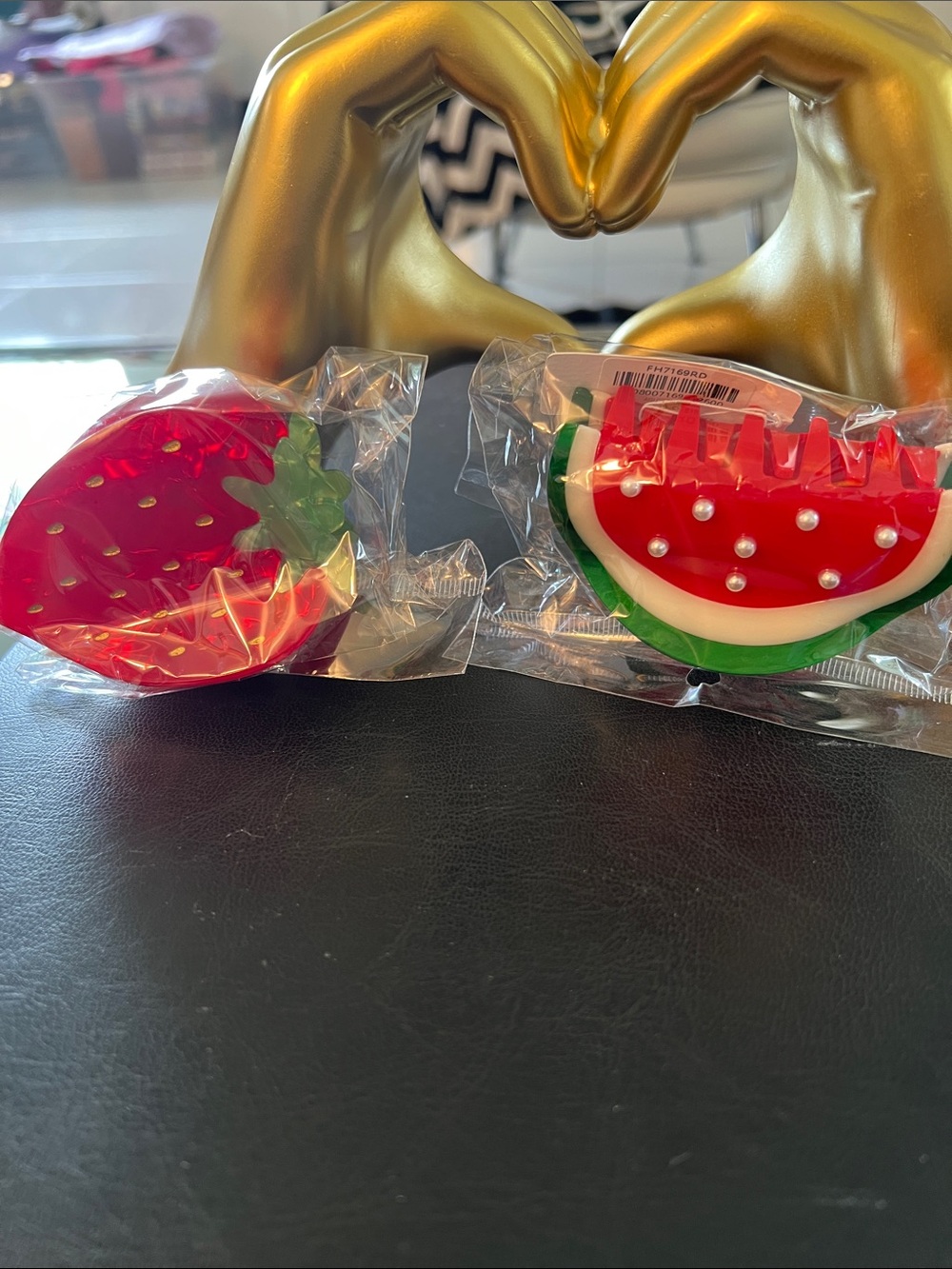 STORY by Davinci NIP watermelon and strawberry hair claws.
